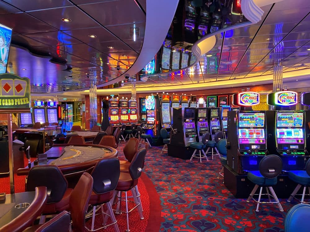 Casino & Arcade